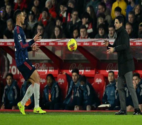 歐聯杯最佳,選手競賽,迪巴拉,lewan乐玩体育,乐玩体育在线,乐玩体育官网,乐玩体育平台入口