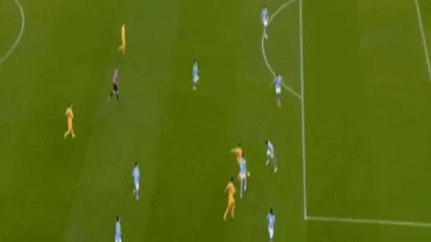 大乐透期号专家推荐分析：霍伊伦德转会变动，那不勒斯激活条件待